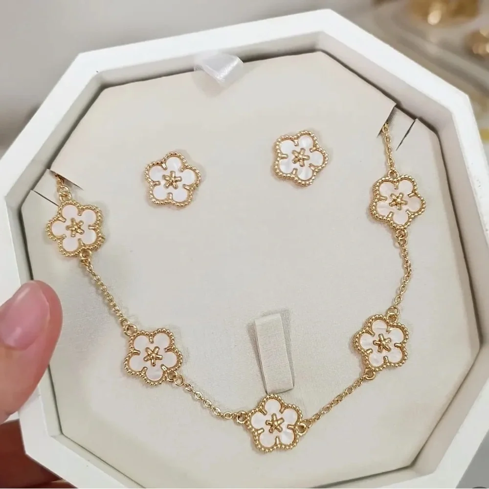 18K Gold White Plum Blossom 5 Leaf  Necklace, Earrings & Bracelet Set No Fade